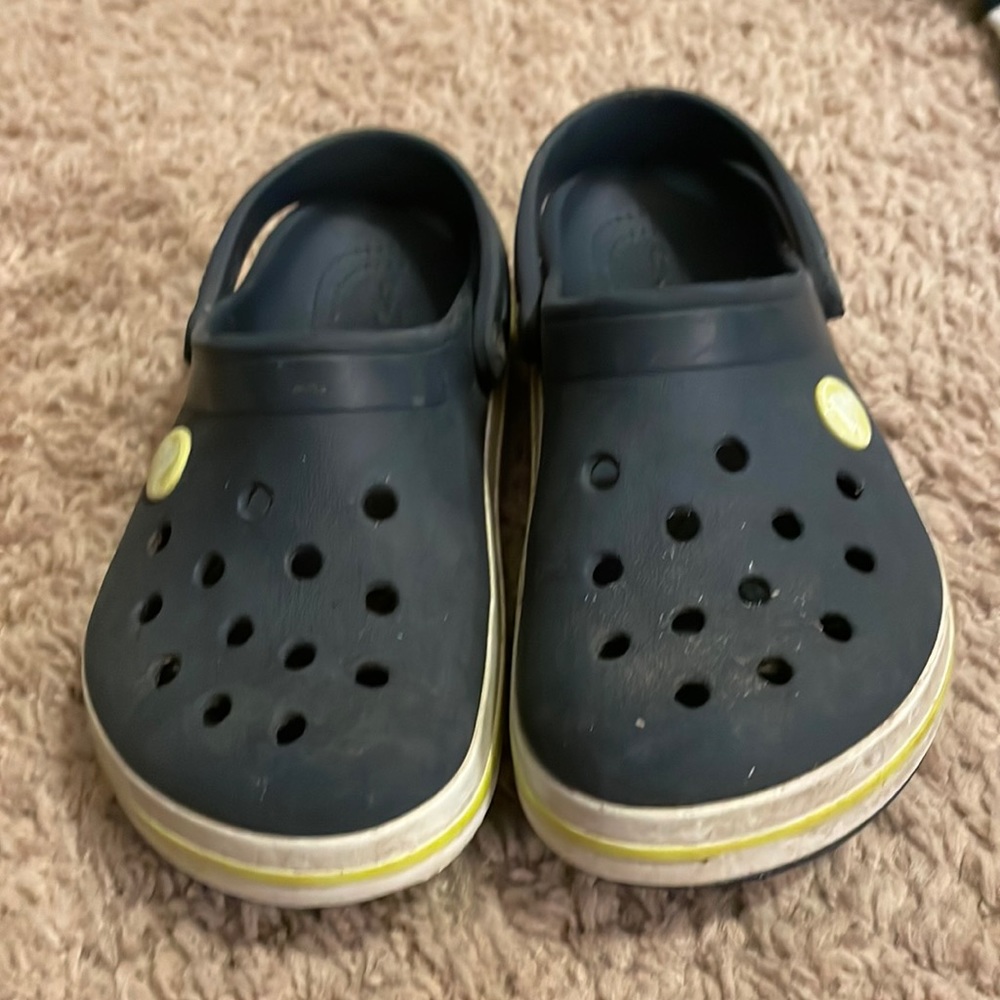 Little kid size 12 crocs